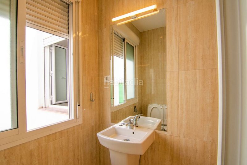 Foto d273193a-a80d-4f38-ad24-406d1cb9fce3. Rent flat in concepcion jeronima 35 in Embajadores-Lavapiés Madrid