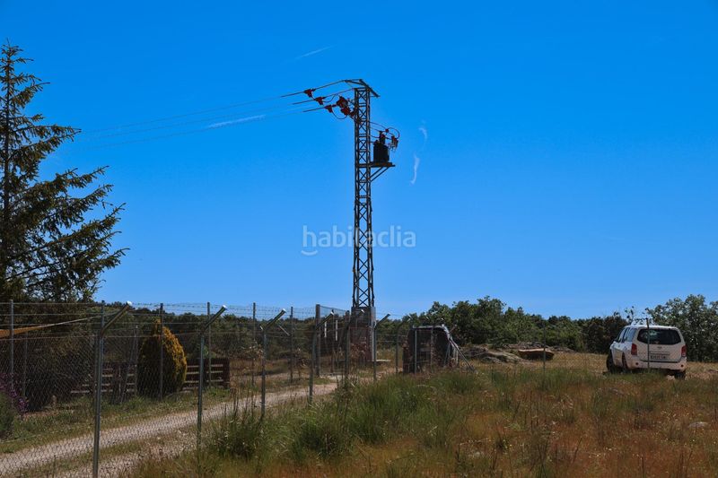 Foto 6e94a3dd-08a5-4409-8385-b07cffd8a9a0. Finca rústica a Navalperal de Pinares