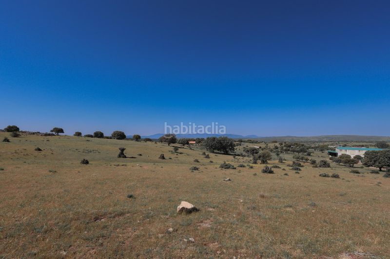 Foto b96bf11e-de0c-4b45-879a-8fcaa88b9753. Finca rústica a Navalperal de Pinares
