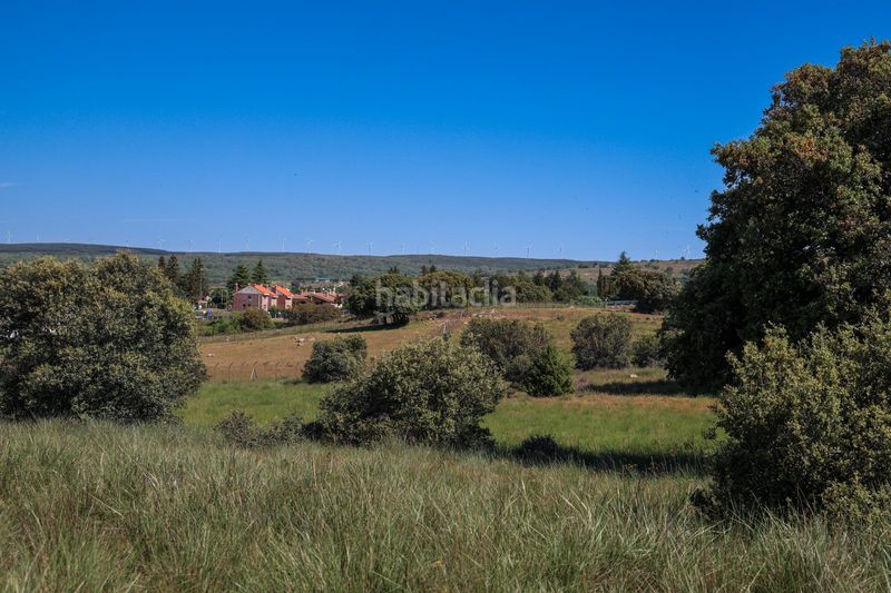 Foto d75b7c68-b08c-4c18-ba1f-bebd19d48ad5. Finca rústica a Navalperal de Pinares