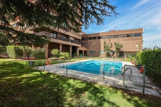 Lloguer Apartament a San Juan Bautista. Piso en alquiler en calle de emilio vargas 18, madrid