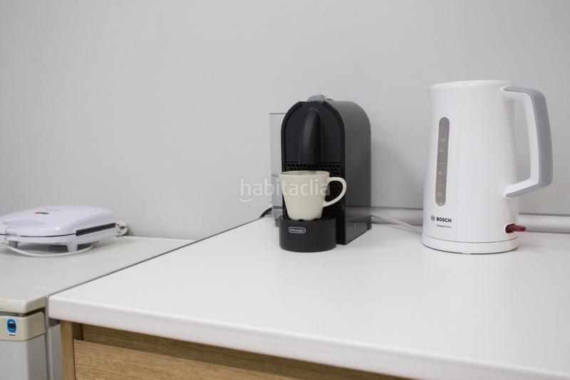 Foto d0cfc541-bbe1-4260-804f-6ab2d1b200dd. Local comercial local en venta en calle de san bernardo, 5, en Madrid