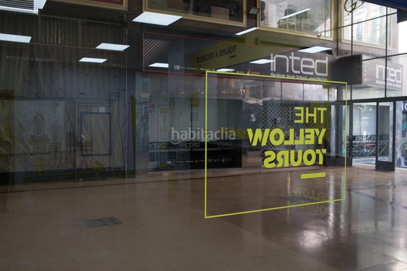 Foto f3547ab8-e389-451a-ade3-7a6688870e63. Local comercial local en venta en calle de san bernardo, 5, en Madrid