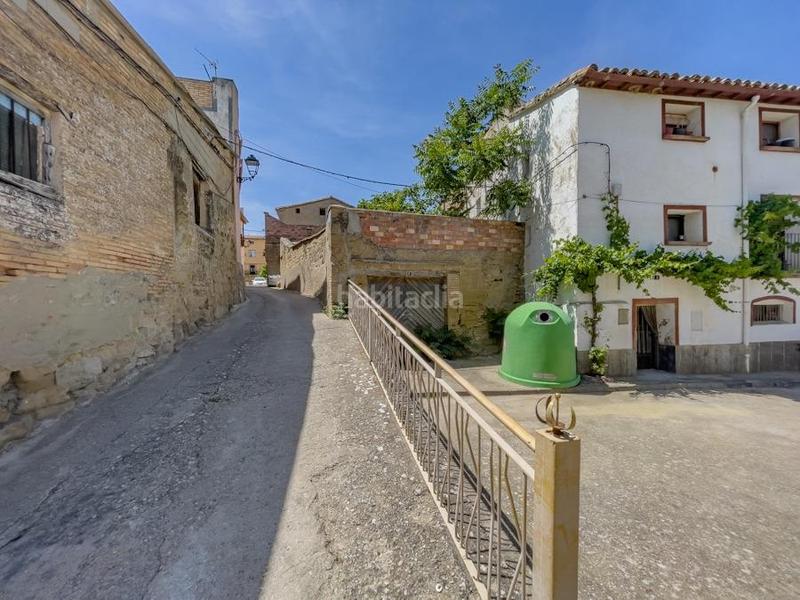 Foto 4fa10647-8641-4a0b-9087-55e9a962b0af. Edificio en plaza mayor 3 en Angüés