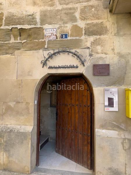 Foto c3b87b7b-cc88-4306-864c-508c71952a05. Edifici a plaza mayor 3 a Angüés