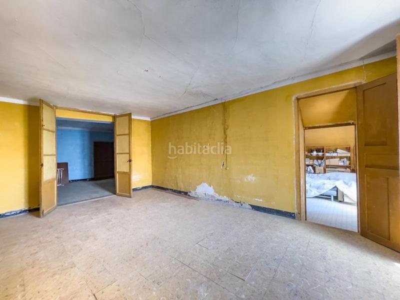 Foto fe67a08a-f7d0-4a21-bc00-128fa1e46c00. Edifici a plaza mayor 3 a Angüés
