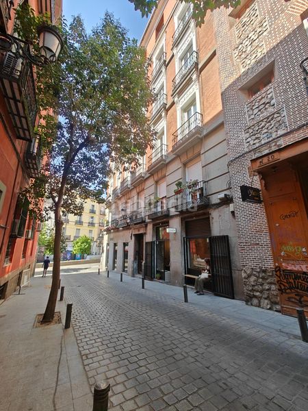 Foto a8d47539-0a64-4d71-b467-62eda2374742. Lloguer pis a calle relatores 14 a Embajadores-Lavapiés Madrid