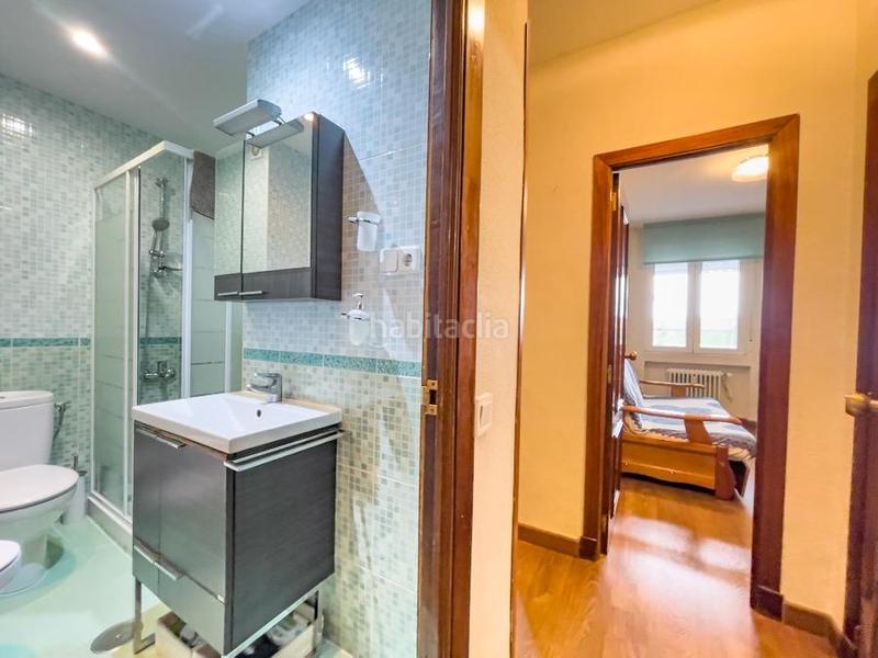 Foto f18502c1-5a56-40ce-b8ce-0b52e82ee5cd. Apartamento en calle san graciano 1 piso en venta en calle san graciano 1, en Madrid