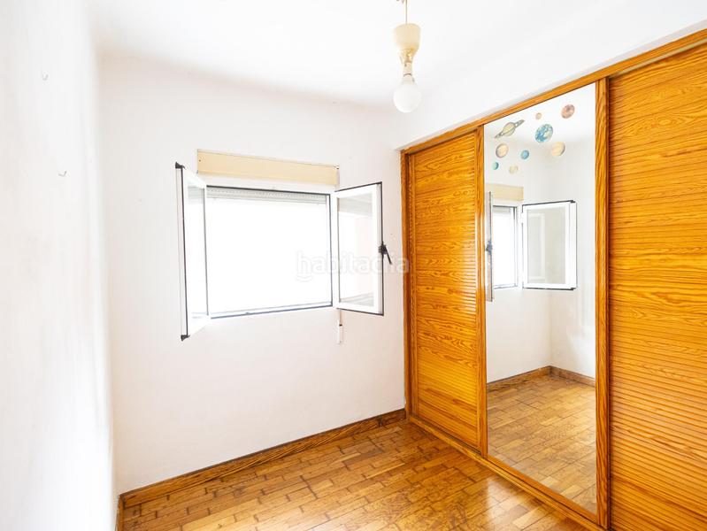 Foto fa1d8cd1-6eb1-4a45-ae6b-0351a1f8014e. Piccolo appartamento in calle josue lillo 37 in San Diego Madrid