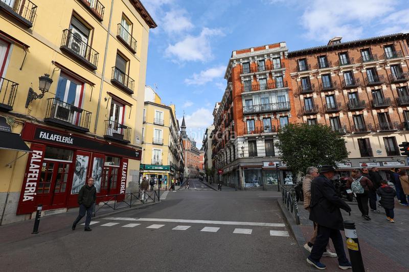 Foto 1e4b9286-35fb-4a25-b717-d1f01395b297. Lloguer apartament a calle calle de la concepción jerónima a Madrid
