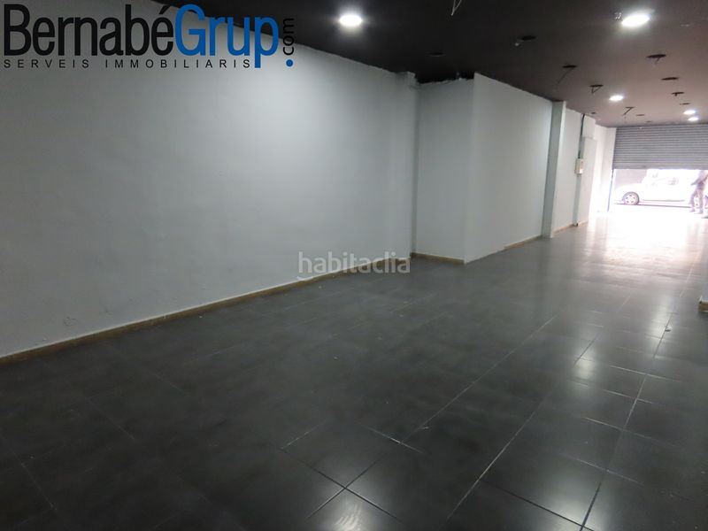 Foto 4166c9a0-37ac-4bd7-8a3e-88f1e1a1ea61. Alquiler local comercial local estratégico de 104 m² en Granollers