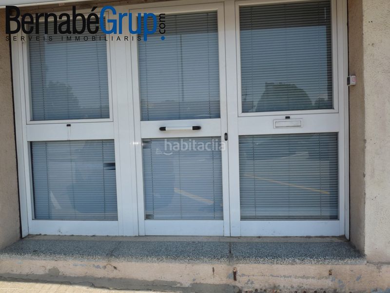 Foto fb4fbf01-b307-488a-a2b0-a5b17eac9bd6. Local comercial a Roca del Vallès (La)