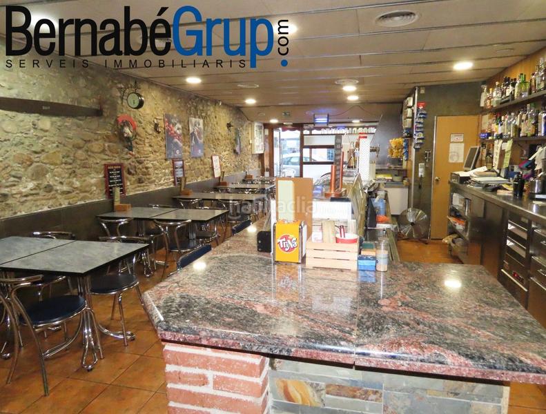 Foto 9a7c92d7-c36b-4b33-99bf-fb7c3998a41c. Location local commercial dans Joan Prim Granollers