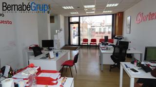 Business premise  Carrer de barcelona. Comercio o vivienda, en un lugar estrategico de granollers ?