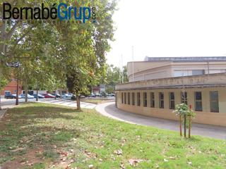 Local commercial à Sant miquel. Para inversores - local alquilado de grandes dimensiones y excel