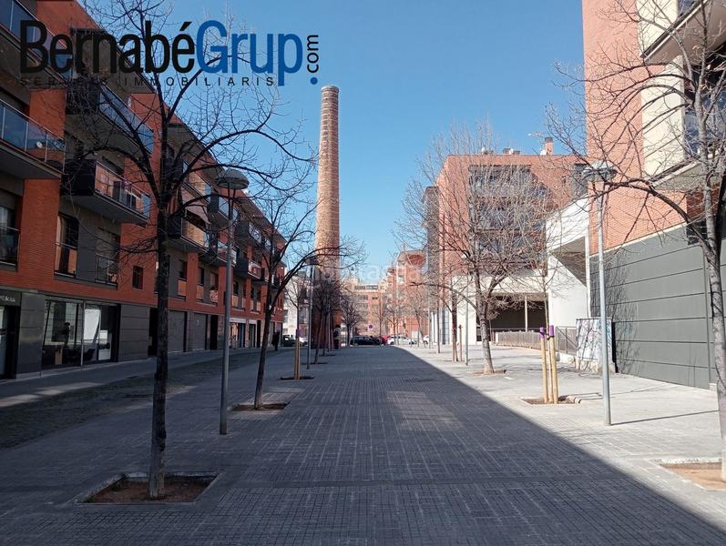 Foto d4ed3871-9d1e-4497-9b43-72871a992b4b. Alquiler local comercial con salida de humos, en lugar estratégico en Granollers