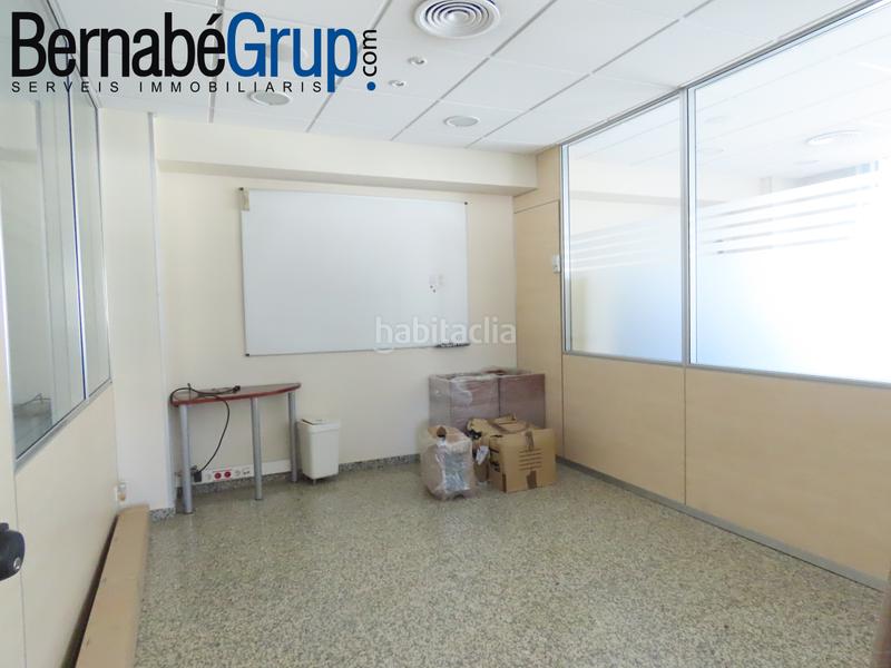 Foto eaf9f9cb-554b-470a-93e6-59f54161d05b. Affitto ufficio con riscaldamento parcheggio in Zona Industrial Granollers