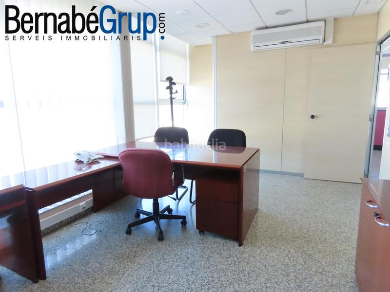 Foto a3bdc9f0-386b-4cc1-be74-e6666b8de66a. Location bureau avec chauffage parking dans Zona Industrial Granollers