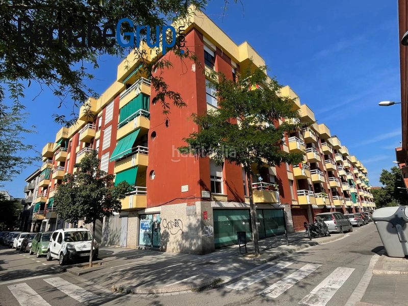 Foto c1954c99-4469-4c0f-88db-61b588dde833. Alquiler local comercial local esquinero en Congost Granollers