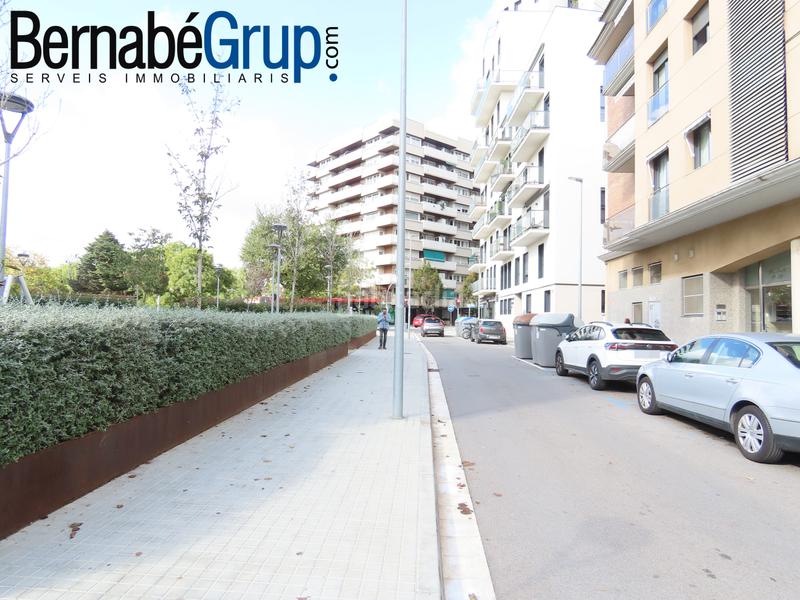 Foto f6671bf3-fc47-4c99-86fe-decc383c2776. Location local commercial dans carrer de jaume balmes 24 dans Granollers