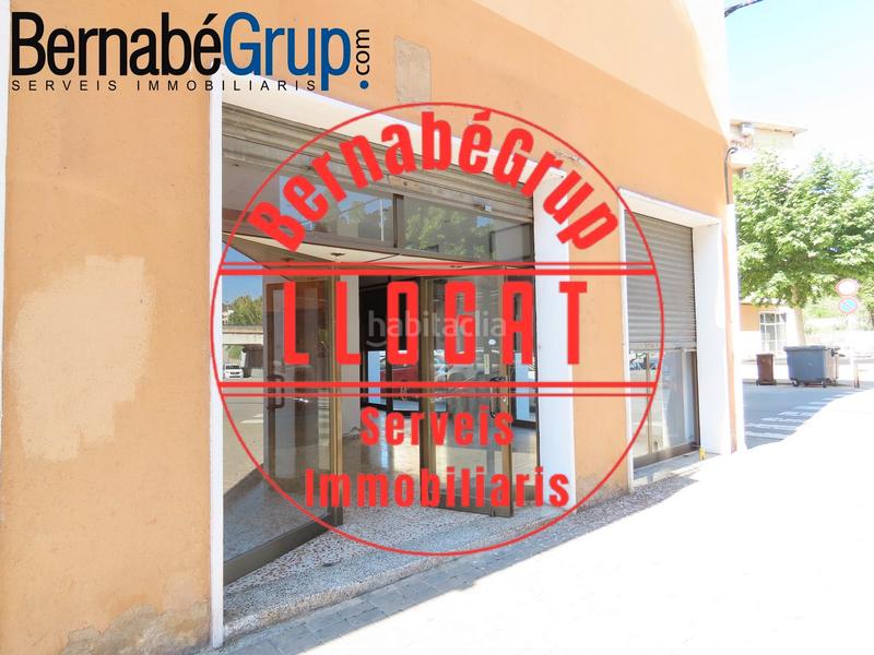 Foto b80dc9d4-15ac-49bc-8f05-8dbb0fc65441. Alquiler local comercial en carrer rec 38 local esquinero junto al cap en Canovelles
