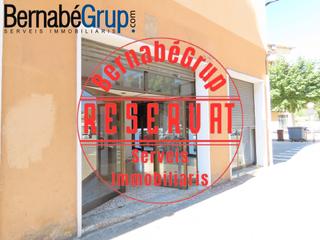Lloguer Local Comercial a Carrer rec 38. Local esquinero junto al cap de canovelles