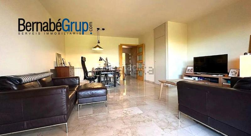 Foto 3135c2d7-f681-416f-9266-c94894bb942d. Casa adosada adosada en can gurgui con piscina comunitaria en Canovelles