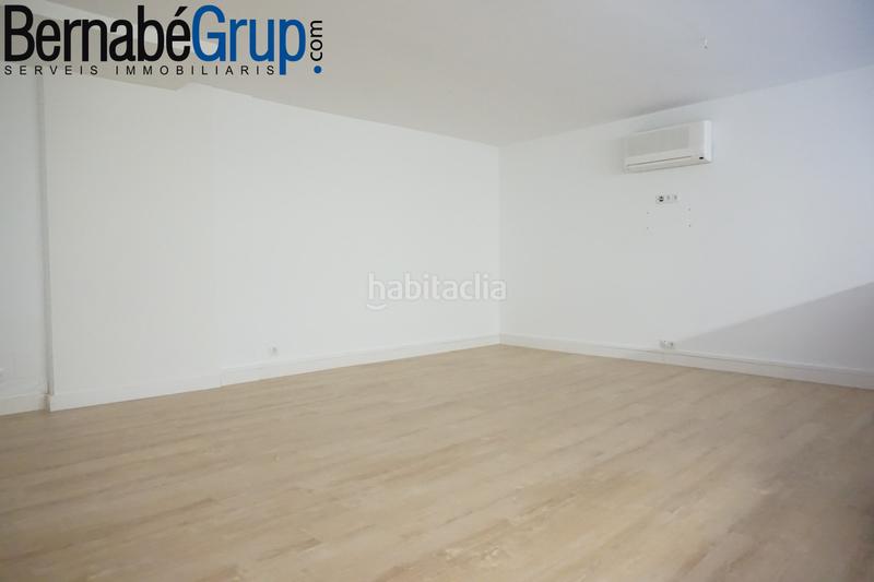 Foto 4109bc26-df80-444c-9426-af5ba0b3d6c9. Lloguer local comercial a Sota el cami ral Granollers