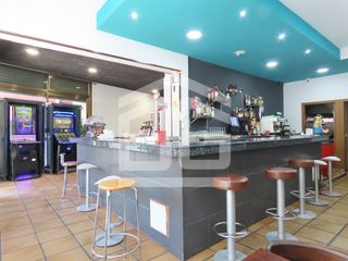 Traspàs Local Comercial  Passeig de la muntanya. Traspaso de bar-restaurante en pleno funcionamiento