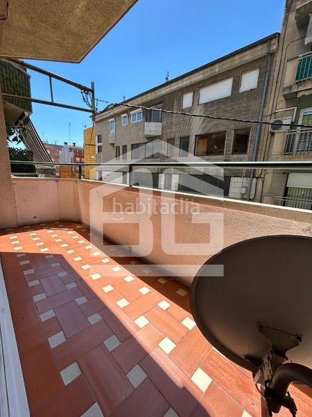 Foto f74e67cb-f804-4fc4-9a4a-882ad7bcd23a. Pis a Sota el cami ral Granollers