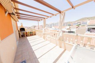 Casa a Calle antonio martinez garro 16. La combinación perfecta ubicación, calidad y estilo!!