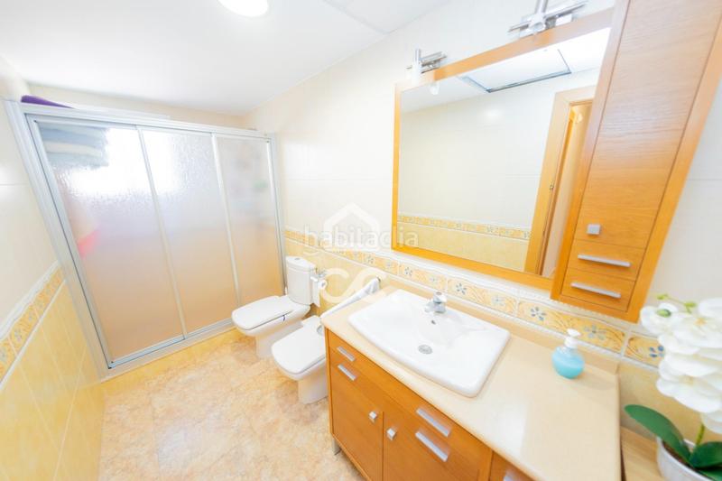 Foto 0472234e-7eef-431a-a65d-fb0e2989ef2a. Casa aparellada a calle de río de janeiro 38 a Calabardina Águilas