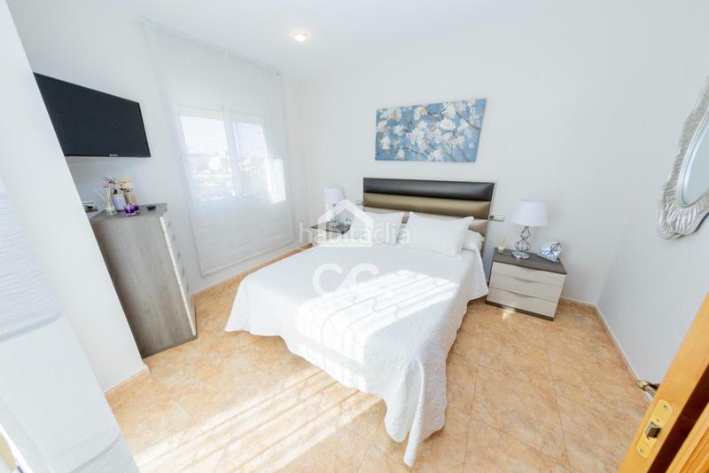 Foto b3bb3433-0e9a-46db-800f-27b77cf7cced. Casa aparellada a calle de río de janeiro 38 a Calabardina Águilas