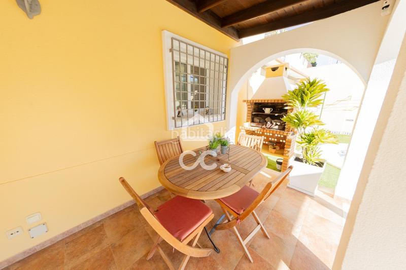 Foto c14967e8-87d7-4fbf-9e8f-4a671db00140. Casa pareada en calle de río de janeiro 38 en Calabardina Águilas