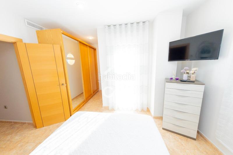 Foto cba464c8-f097-4c77-8d01-87e76ab9cfcc. Maison jumelée dans calle de río de janeiro 38 dans Águilas