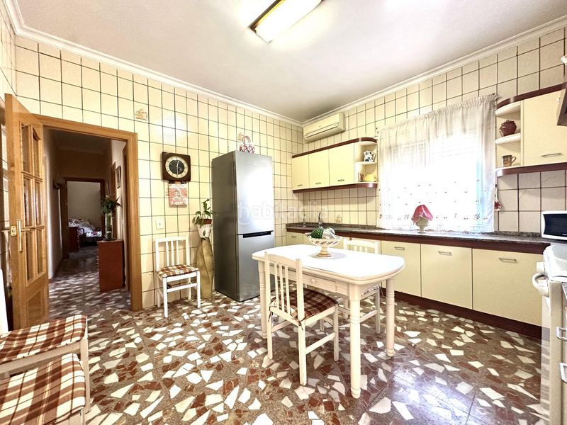 Foto f26738b1-fffc-4963-a779-d428055843f2. Masia amb aparcament a Escucha Lorca