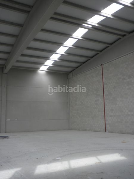 Foto f741b52f-be50-4a79-a7ac-21323ff1e769. Capannone industriale in polígono polígono industrial akaborro in Irurtzun