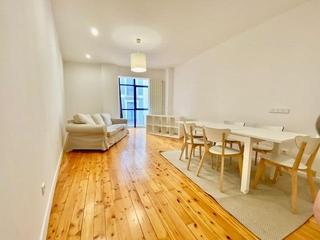 Pis a Calle nueva 8. Se vende precioso piso en la calle nueva de pamplona 3 con ascen