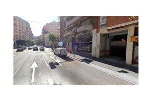 Posto auto in Avinguda de ramón y cajal 56. Plaza de parking en venta