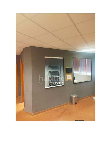 Foto 7f6460a3-04c1-47d7-b5f3-66208173416e. Local comercial a Torreforta Tarragona