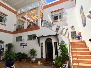 Casa en Centro-Calzada-Cabo Noval. Edeficio residencial centro ciudad