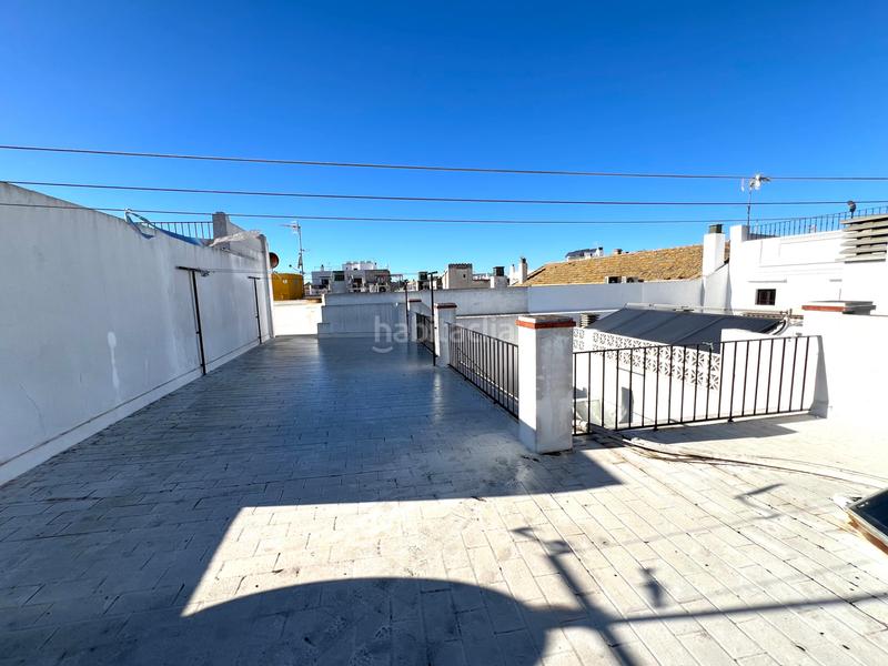 Foto 7c05f917-8467-49a9-9d12-3b473e010c99. Casa amb xemeneia calefacció a Centro-Calzada-Cabo Noval Sanlúcar de Barrameda