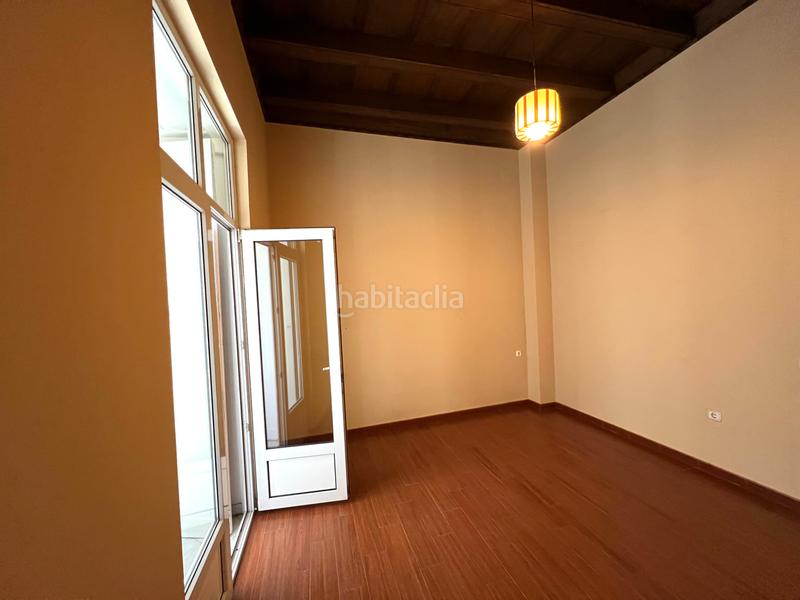 Foto 8410d40f-92c8-4ba0-97da-1956057c7e93. Casa amb xemeneia calefacció a Centro-Calzada-Cabo Noval Sanlúcar de Barrameda