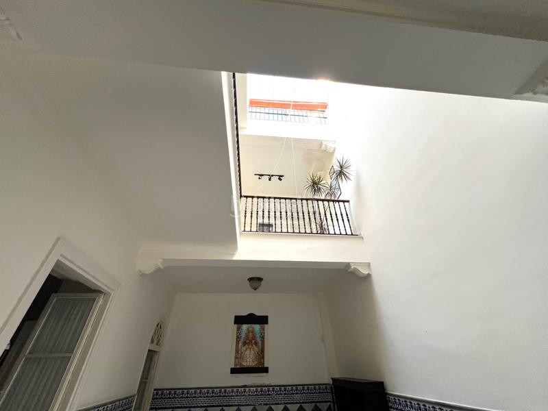 Foto e45ad33c-ed29-4ddf-84d0-2b956eb93443. Casa amb xemeneia calefacció a Centro-Calzada-Cabo Noval Sanlúcar de Barrameda