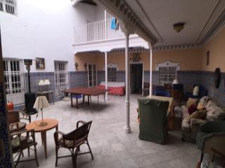 Haus  Calle san sebastián. Casa centro ciudad