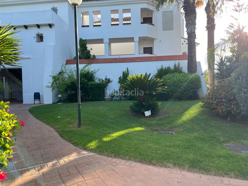 Foto 5079945e-73eb-4be7-80ec-cc68165fb359. Pis amb aparcament piscina a Costa Ballena Golf Rota