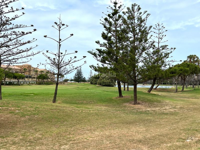 Foto 6ce3a33a-4cd0-4dc4-ac7e-85d59a8b5fd2. Pis a avenida reina sofía 11a a Costa Ballena Golf Rota