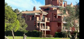Flat  Avenida reina sofía 11a. Bajo con jardin privado y vistas al golf