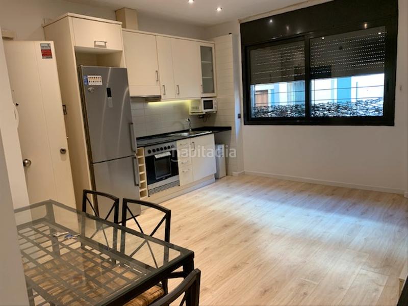 Foto 53ce9946-e0b8-4556-8cb7-d79b49e3be85. Alquiler piso ¡loft en el centro, ideal solter@s o parejitas! en Mataró