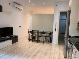 Lloguer Loft  Carrer de l'hospital. ¡loft en el centro, ideal solter@s o parejitas!